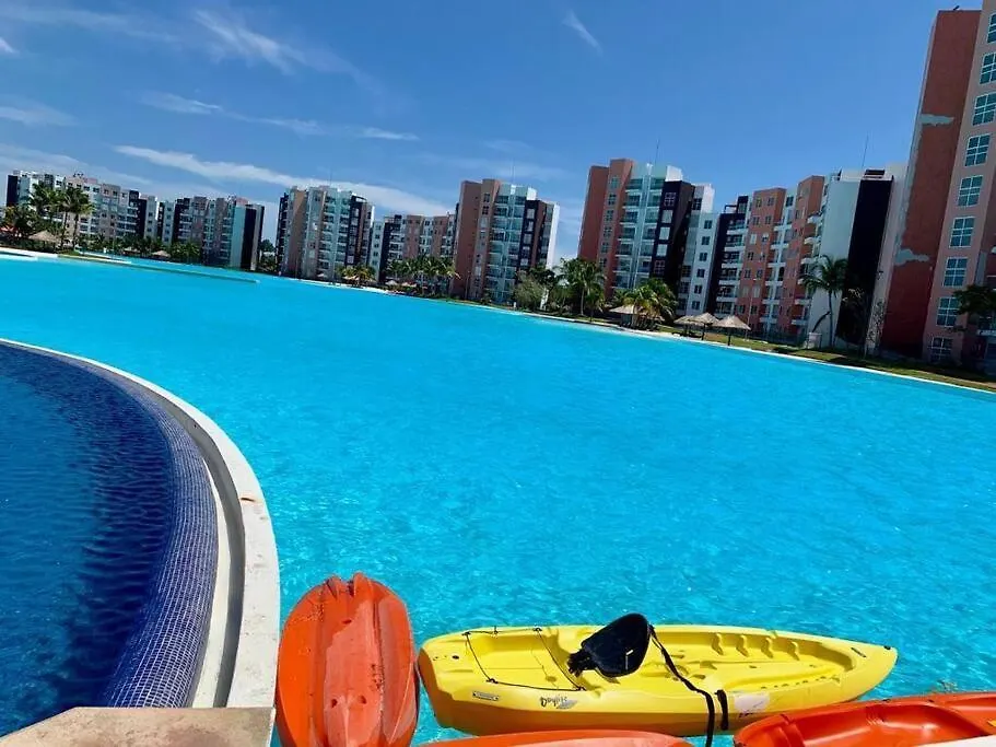 Magnificent View Of The Lagoon, With 7 Pools Apartment Cancun